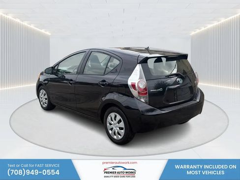 Used 2014 Toyota Prius C One FWD image 7