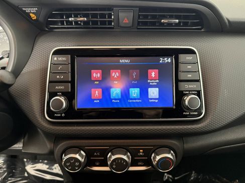 Used 2025 Nissan Kicks Play S FWD image 19