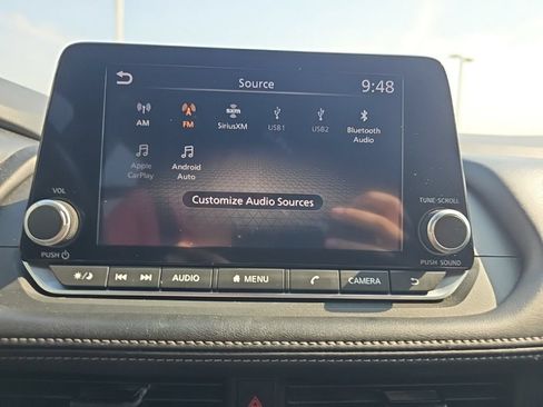 Used 2024 Nissan Rogue S FWD image 35