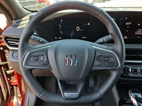 Used 2024 Buick Envista Sport Touring w/ Convenience I Package FWD image 19