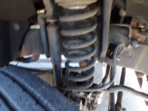 Used 2016 Ford F550 REGULAR CAB DRW 4WD SERVICE /U image 19