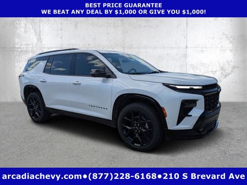 Used 2024 Chevrolet Traverse RS image 1