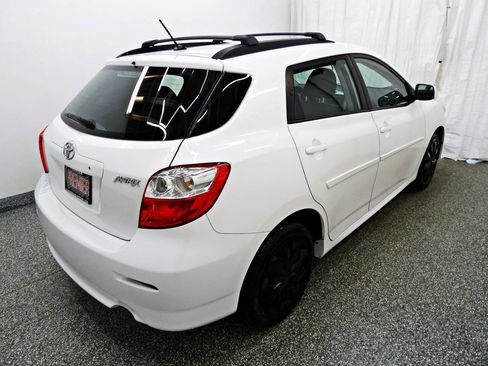 Used 2013 Toyota Matrix L FWD image 6