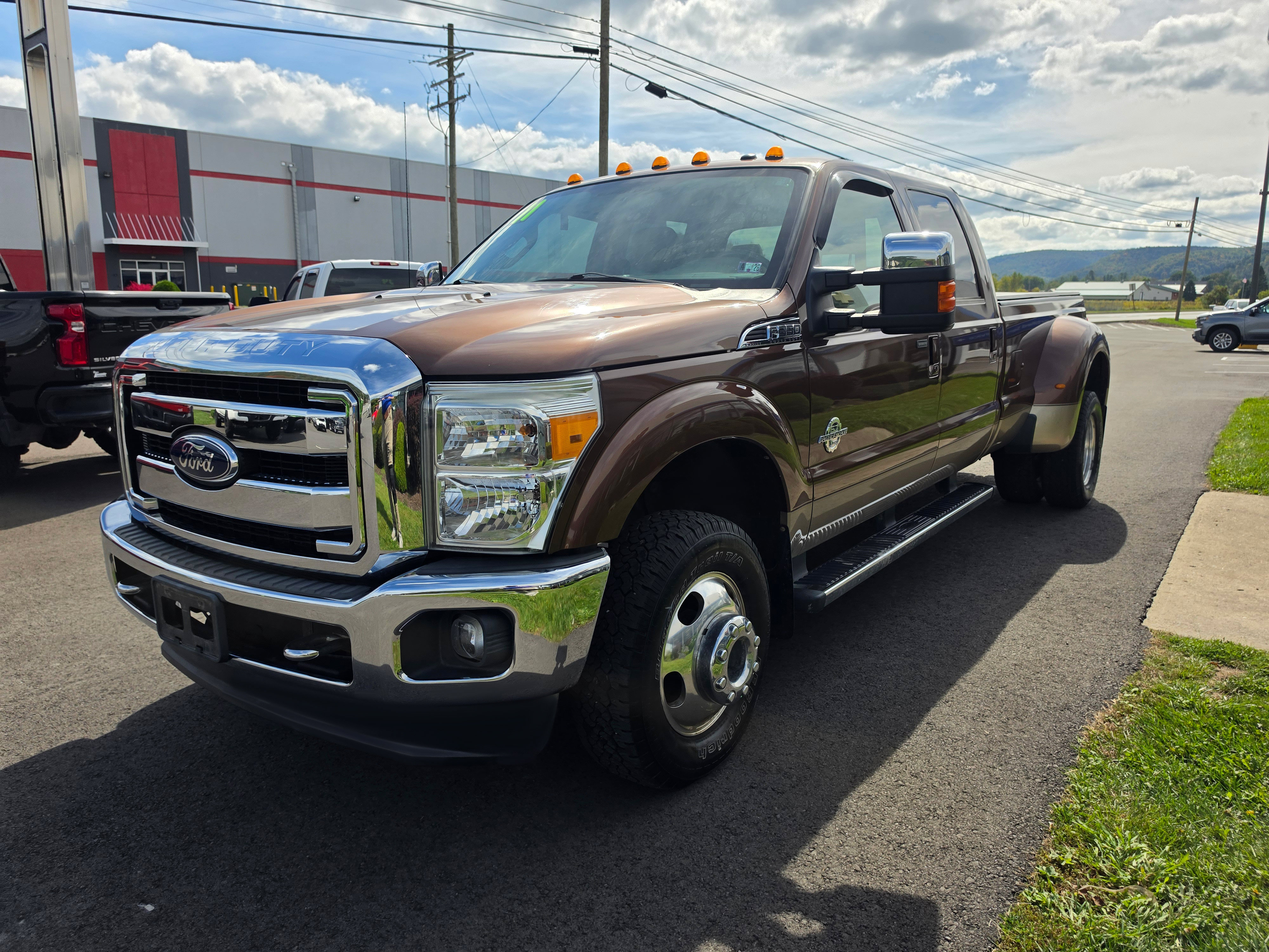 Used 2011 Ford F350 Lariat w/ Chrome Pkg AWD/4WD image 8