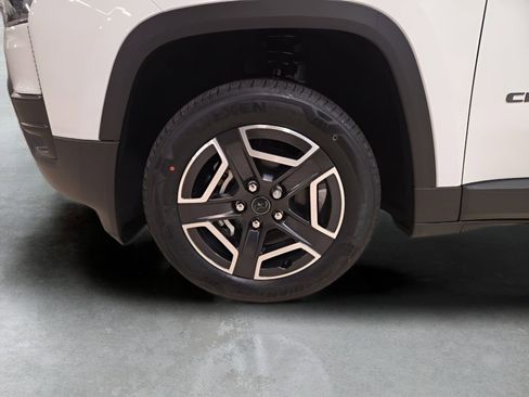 New 2026 Jeep Cherokee Limited image 24