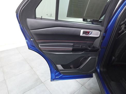 Used 2023 Ford Explorer ST-Line image 24