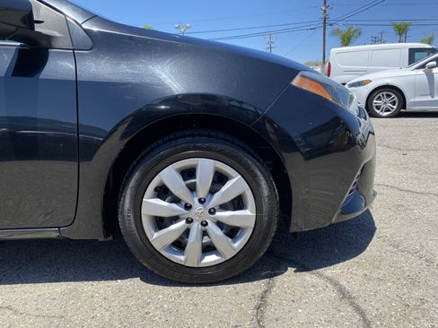 Used 2015 Toyota Corolla LE w/ Protection Package FWD image 28