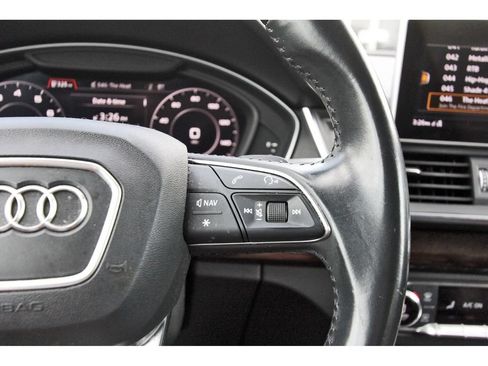 Used 2018 Audi Q5 2.0T Premium AWD/4WD image 19