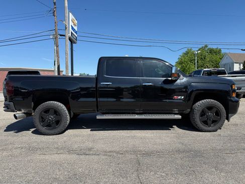 Used 2015 Chevrolet Silverado 2500 LTZ w/ Duramax Plus Package AWD/4WD image 17