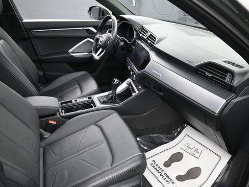 Used 2022 Audi Q3 2.0T Premium w/ Convenience Package AWD/4WD image 33