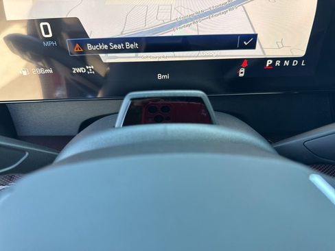 New 2026 Chevrolet Traverse Z71 w/ Enhanced Driving Package AWD/4WD image 25