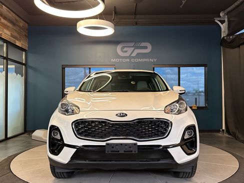 Used 2022 Kia Sportage LX w/ LX AWD Value Edition Package image 8