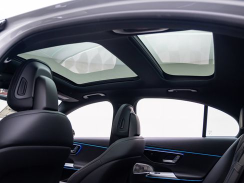 New 2027 Mercedes-Benz E 53 AMG e 4MATIC Sedan image 19