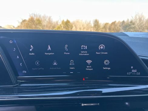 Used 2022 Cadillac Escalade ESV Sport w/ Touring Package image 27