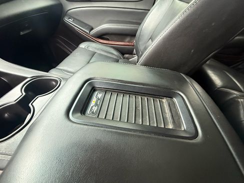 Used 2016 GMC Yukon SLT image 22