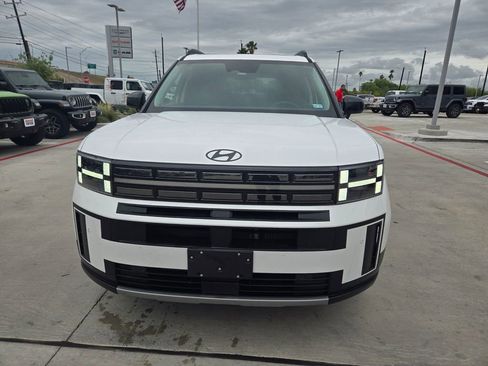 Used 2025 Hyundai Santa Fe XRT image 9