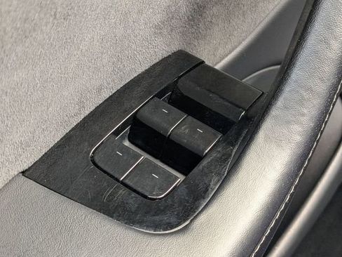 Used 2018 Tesla Model 3 Long Range image 23