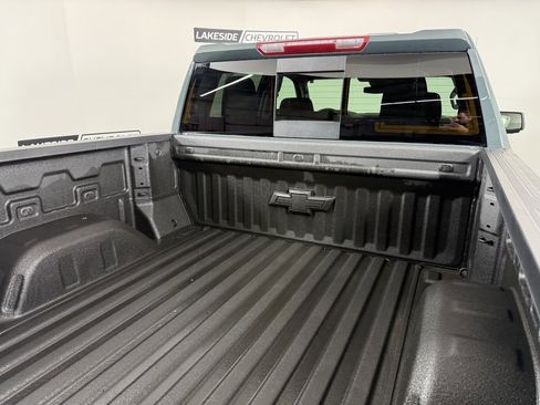 Used 2025 Chevrolet Silverado 1500 LT image 11