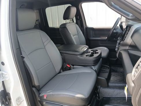 New 2026 RAM 4500 Tradesman w/ Chrome Appearance Group AWD/4WD image 30