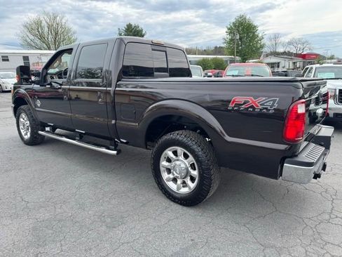 Used 2013 Ford F250 Lariat w/ Lariat Interior Pkg AWD/4WD image 4