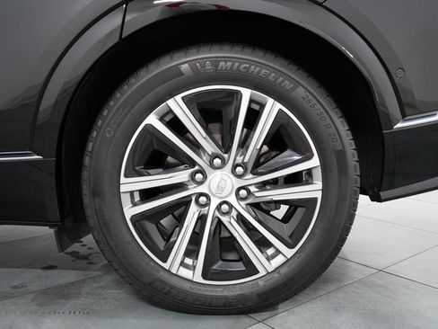 Used 2024 Cadillac Lyriq Luxury AWD/4WD image 33