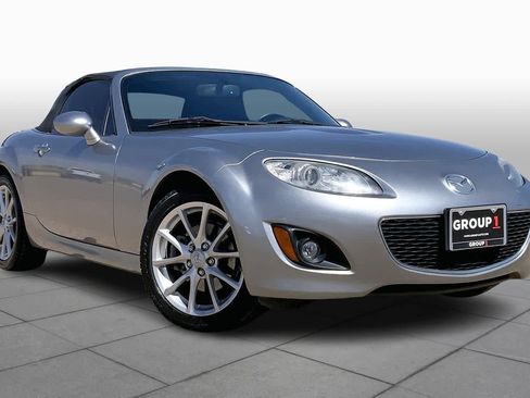 Used 2012 MAZDA MX-5 Miata Touring image 2