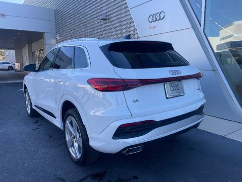 New 2025 Audi Q5 Premium Plus image 7