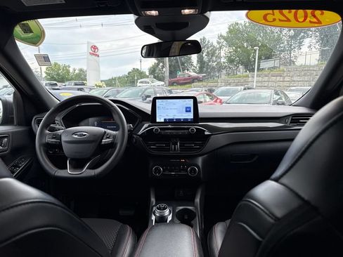 Used 2025 Ford Escape ST-Line AWD/4WD image 20