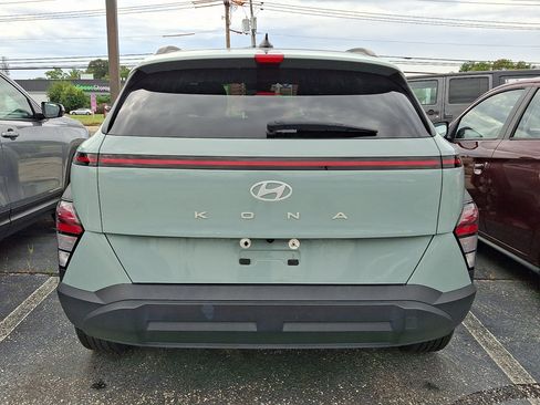 Used 2024 Hyundai Kona SEL FWD image 5