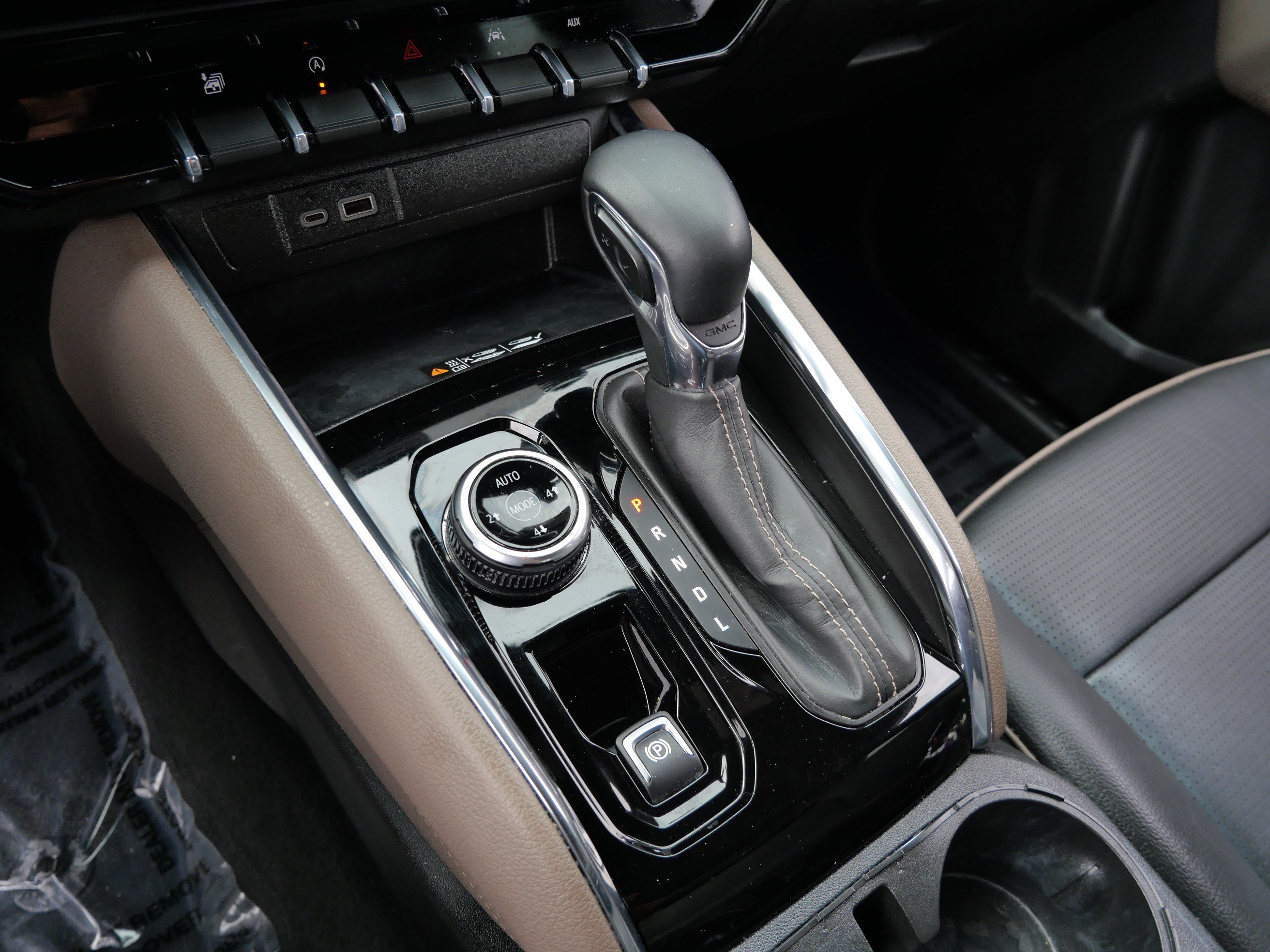 Used 2023 GMC Canyon Denali AWD/4WD image 24