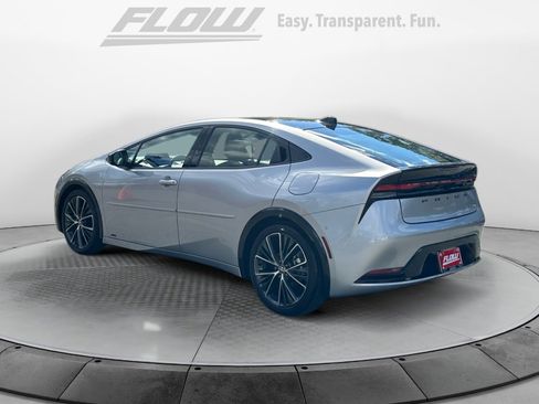 Used 2025 Toyota Prius Limited image 6