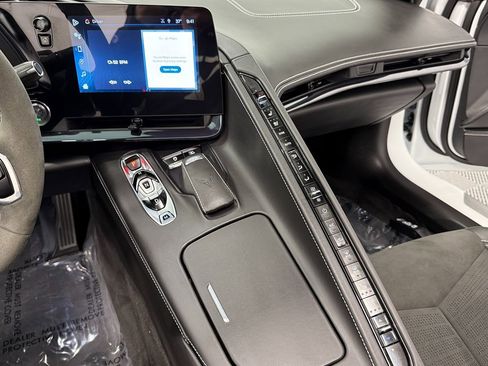 Used 2024 Chevrolet Corvette Stingray Premium Cpe w/ Stealth Interior Trim Package image 21