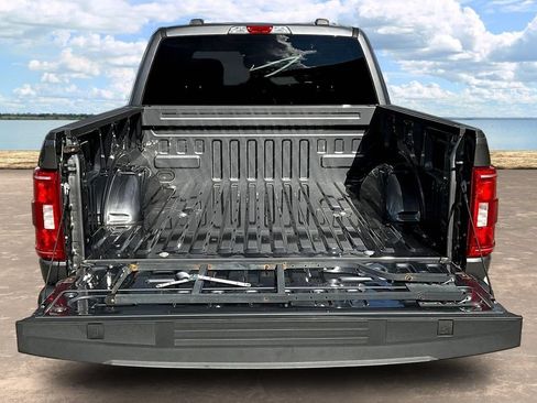 Certified 2021 Ford F150 XL w/ STX Appearance Package AWD/4WD image 9