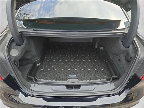 Used 2020 Jaguar XE S image 12