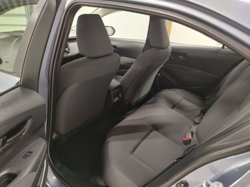 Used 2024 Toyota Corolla LE image 11