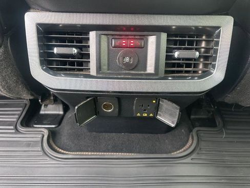 Certified 2024 Ford F350 Platinum w/ FX4 Off-Road Package image 30