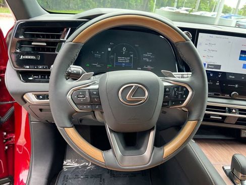 Certified 2025 Lexus RX 350h w/ Accessory Package (K3) AWD/4WD image 13