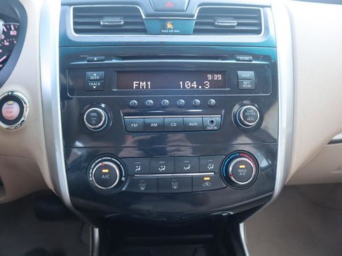 Used 2013 Nissan Altima 2.5 S image 56