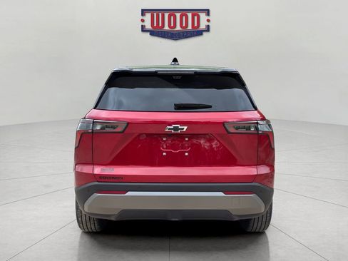 New 2026 Chevrolet Equinox LT image 3