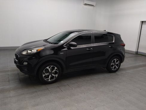 Used 2021 Kia Sportage LX AWD/4WD image 2
