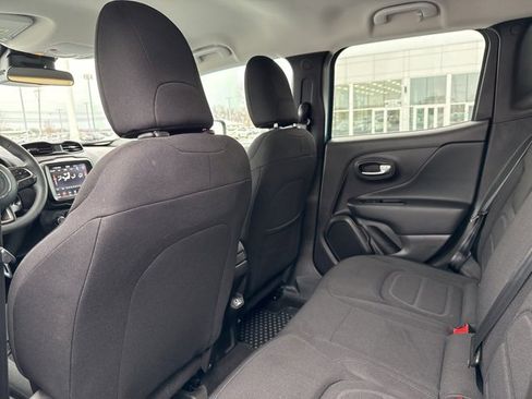 Used 2022 Jeep Renegade Latitude image 29