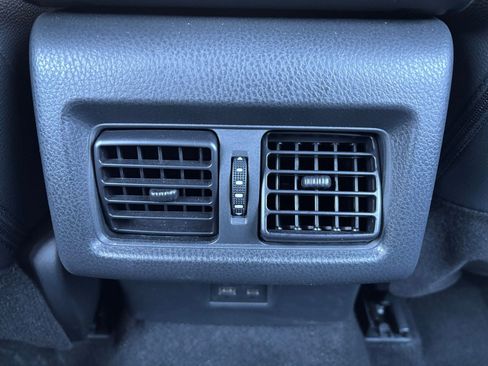 Used 2025 Toyota Camry SE image 24