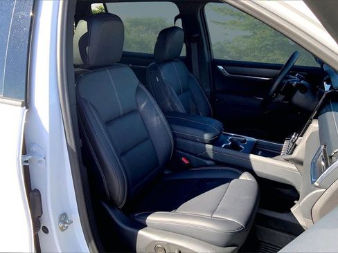 Used 2024 GMC Acadia Elevation w/ LPO, Floor Liner Package image 29