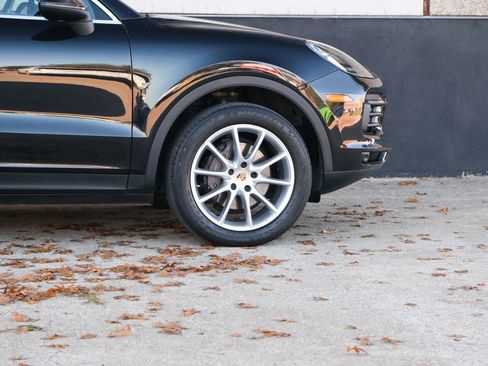 Used 2019 Porsche Cayenne image 13