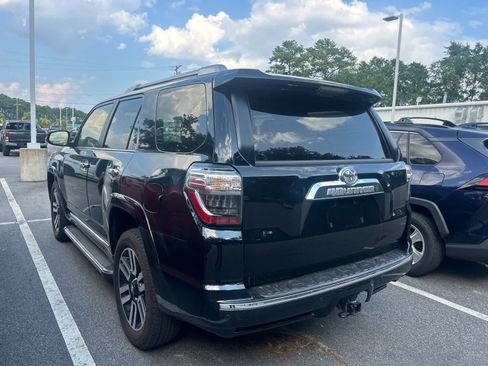 Used 2024 Toyota 4Runner Limited AWD/4WD image 7