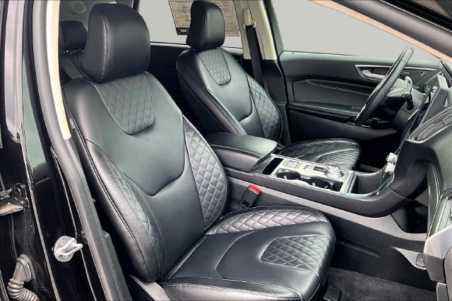 Used 2024 Ford Edge Titanium AWD/4WD image 8