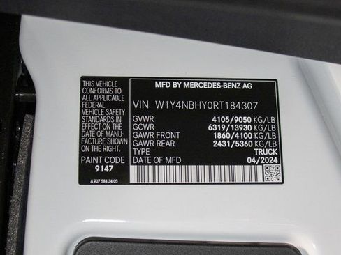 Used 2024 Mercedes-Benz Sprinter 144 Cargo image 9