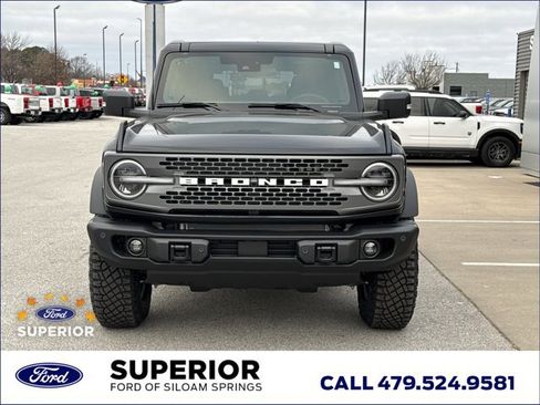New 2025 Ford Bronco Badlands image 12
