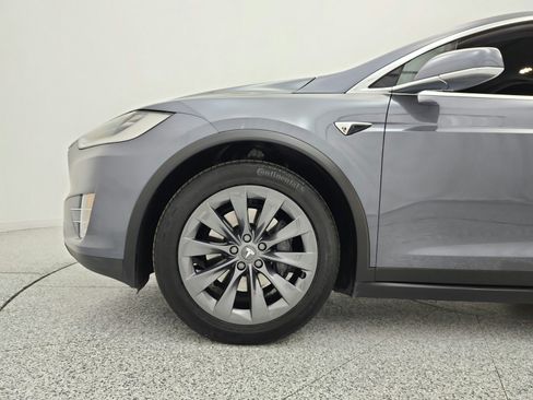 Used 2017 Tesla Model X 90D AWD/4WD image 17