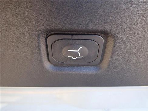 New 2026 Ford Expedition Tremor image 9